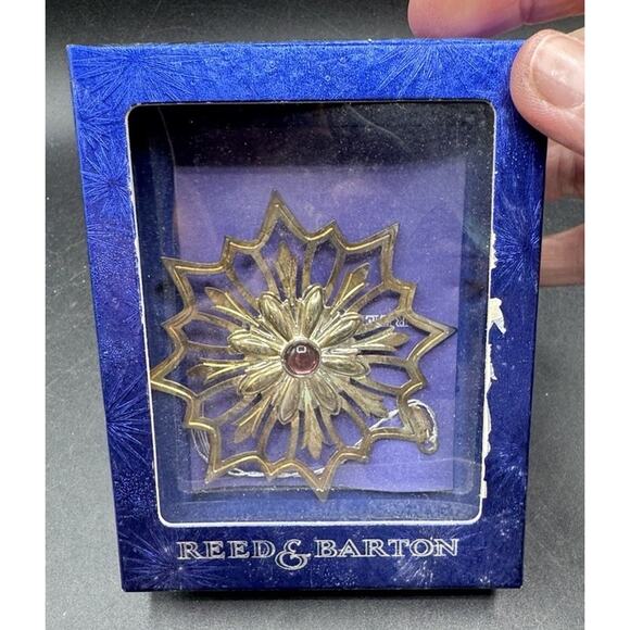 Vintage REED & BARTON 2002 Annual Jeweled Star Ornament Silver Plated -32D - Picture 1 of 9